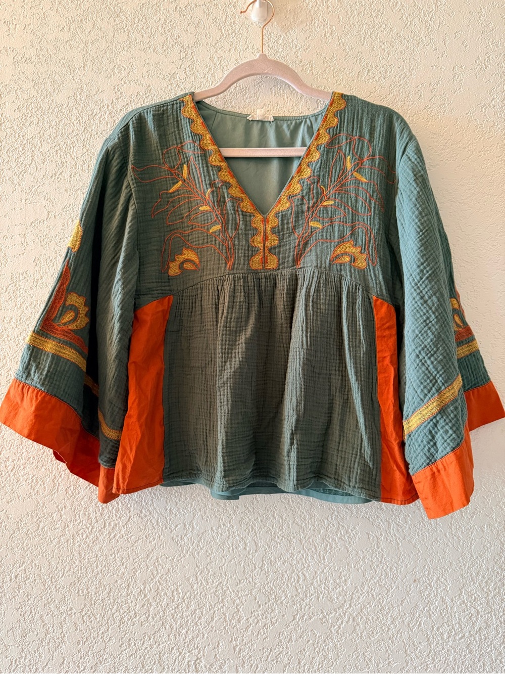 BABYDOLL Boho Hippie Cotton Gauze Green Bell Sleeves Embroidery V Neck Top Sz S